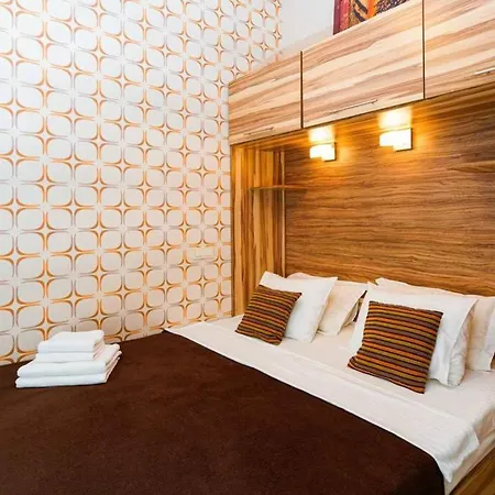 Аркадиевский дворец, терраса, к морю 100м! Апартаменты